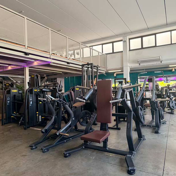 Sala attrezzi - Vinfit Ravenna